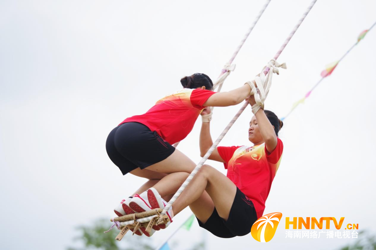 海南省第七届少数民族传统体育运动会秋千项目开赛白沙代表队斩获首个