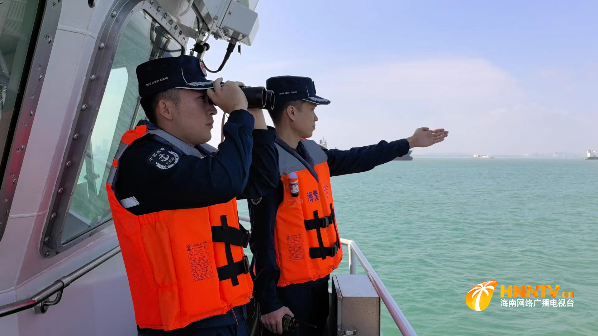 海南海警局严阵以待 护航琼州海峡春运安全