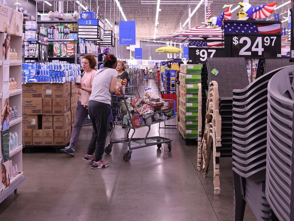 斩杀线”折射美国制度弊端下的脆弱民生